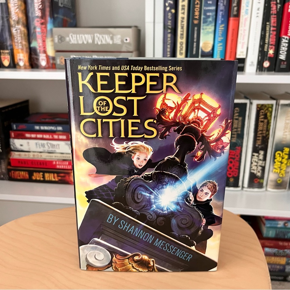 3/$28 📚 Keeper of the Lost Cities Book 1